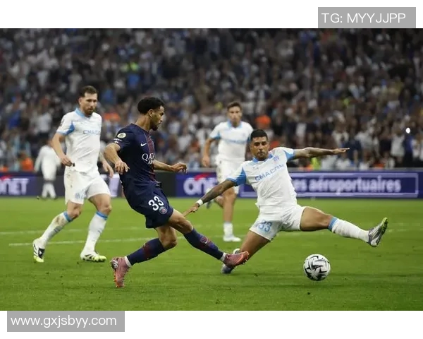 布尔格与巴黎足球队实力对比谁更强大探讨分析